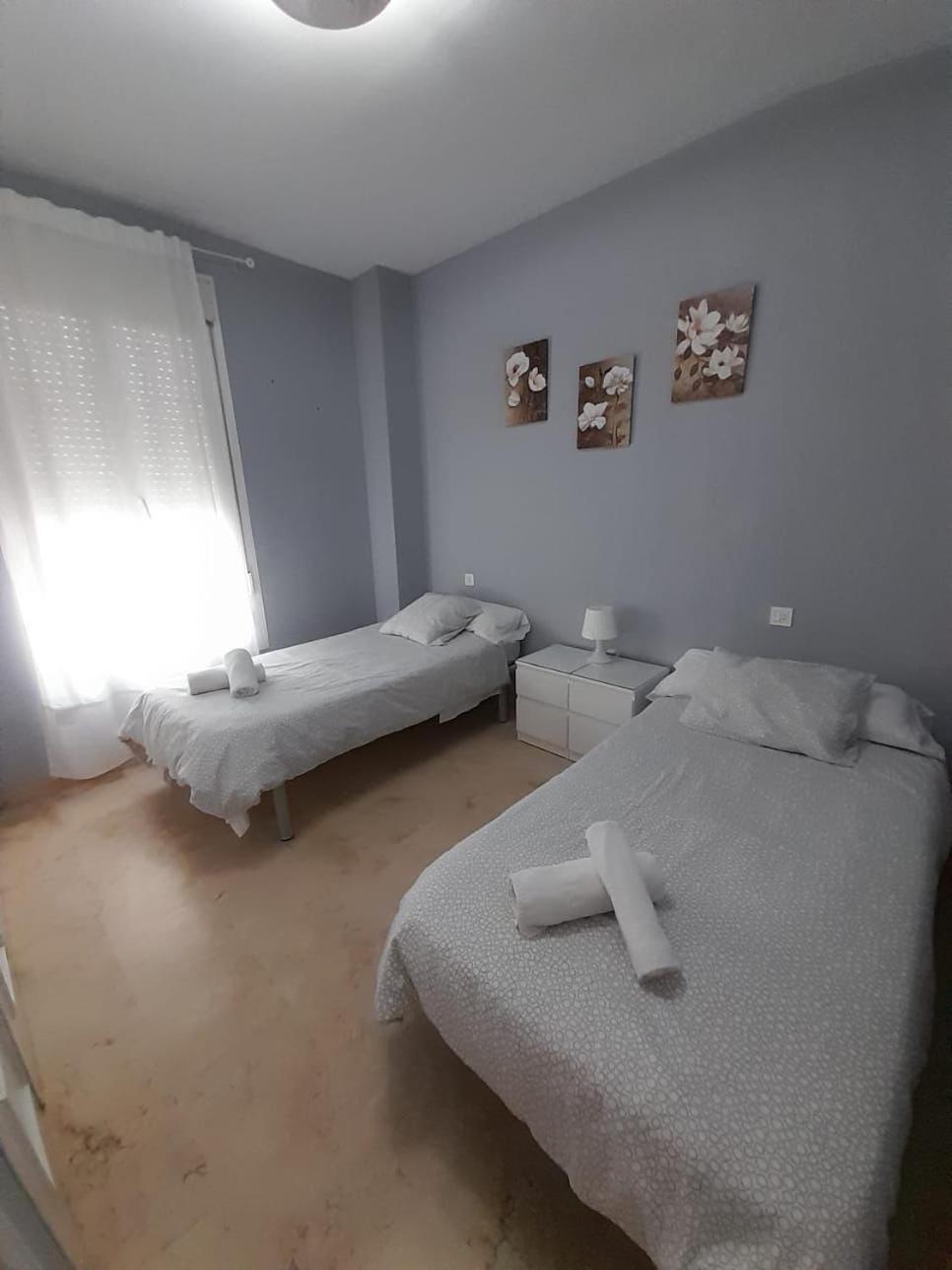 Apartamento Entero En Los Jardines De Murillo เซบีญา ภายนอก รูปภาพ